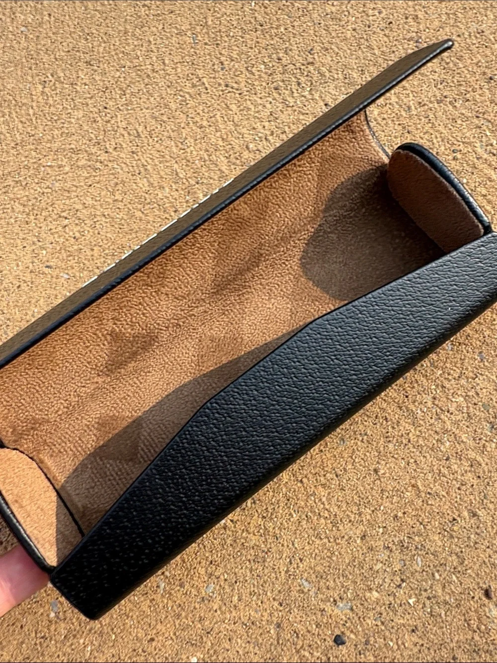 Burberry Eyeglasses Sunglasses Black Faux Leather Hard Case with Gold Logo